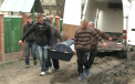 I-a curmat viata propriului fiu. Crima odioasa la Basarabeasca: Fratii baiatului au urmarit ingroziti scena