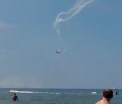 Accident terifiant. Un pilot a murit dupa ce doua avioane s-au ciocnit in aer, in timpul unui show aviatic. VIDEO