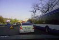 Tupeul acestui politist intrece orice masura. Ce-si permite sa faca in trafic. VIDEO