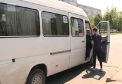 Cu doi lei s-ar putea scumpi calatoria cu microbuzul. Asta prevede priectul care va ajunge pe masa alesilor locali. Administratorii rutelor de maxi-taxi spun ca taxa ar trebui sa fie de 10 lei - VIDEO