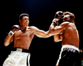 Muhammad Ali, THE GREATEST. Viata si cariera celui mai bun boxer din istorie in 20 de imagini iconice: GALERIE FOTO