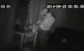 VIDEO. Spargator filmat de CAMERA de supraveghere dintr-o casa. Gestul cu care i-a ingrozit pe proprietari