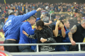 ROMANIA - UNGARIA: imaginile razboiului din tribune. 46 de persoane au fost ranite, iar 12 au ajuns de urgenta la spital