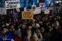 "Ziua indignarii" in Ungaria. Zeci de mii de persoane au manifestat la Budapesta impotriva prim-ministrului Viktor Orban. FOTO