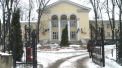 Pentru ca vor avea liber pe 9 martie, bugetarii au iesit astazi la munca. Echipa PRO TV a batut pe la usile unor ministere, insa nu i-a gasit pe sefii acestora. Colegii le-au sarit in aparare: sunt in sedinte sau deplasari - VIDEO
