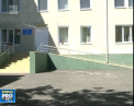 O femeie din Hancesti sustine ca medicii de la maternitate au baut ceai si au vorbit despre concediu in timp ce ea nastea. Acum, copilul se afla in coma - VIDEO