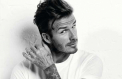 Femeile vor fi innebunite! David Beckham se dezgoleste pentru un nou pictorial incendiar