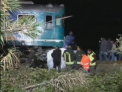 Sase romani au murit intr-un accident cumplit produs in Italia! Microbuzul lor, lovit de tren