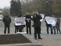 Nu-si pot obtine apartamentele procurate! De ce protestatarii il acuza pe Artur Resetnicov