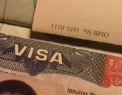 Vrei sa pleci in America?  Un barbat din capitala, retinut pentru trafic de influenta cu vize 