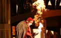 Momentul terifiant in care un actor ia foc pe scena operei din Chicago. Ramane desfigurat pe viata