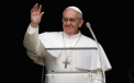 Spontaneitatea Papei Francisc, un cosmar pentru garzile sale de securitate