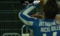VIDEO - A celebrat golul cu o halba de bere: Cum s-a racorit un fotbalist din Danemarca dupa ce a marcat un gol