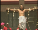 S-au crucificat, iar mainile lor au fost batute in cuie. Ritualul de groaza al catolicilor din Filipine