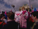 Protestele nu i-au oprit! Francezii au adoptat legea care permite homosexualilor sa infieze copii
