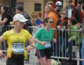 Trei cruci albe au aparut la locul masacrului din Boston. Teroristul a facut primele declaratii