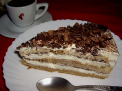 A cumparat un tort cu mucegai, iar acum a primit despagubiri! Vezi ce suma i-a oferit magazinul
