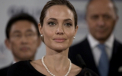 Angelina Jolie a suferit o operatie de dubla mastectomie de teama cancerului