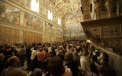 Hotii de buzunar provoaca o adevarata criza in Capela Sixtina. Vaticanul solicita masuri dure