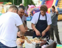 Premiera in Moldova! O cursa de porci a fost organizata la Festivalul Barbecue. Ce surprize au mai fost