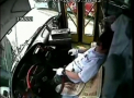 Un PASAGER a provocat un accident in lant! Toata scena a fost surprinsa de o camera de bord