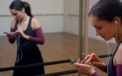 VIDEO. Acestea ar putea fi primele imagini cu iWatch. Ce apare intr-o reclama la iPhone 5