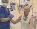 Si-a privit noul chip in oglinda. Polonezul care a primit un transplant de fata a iesit de la terapie intensiva