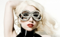 Costa peste 2 mii de euro! Rochia excentrica creata de o romanca pentru Lady Gaga - FOTO
