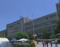 Inchisa de o saptamana, televiziunea publica din Grecia inca nu si-a reluat transmisia
