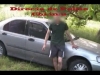 Au furat doua automobile ca sa le vanda la piese. Cum s-au dat de gol doi hoti de la Straseni