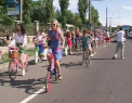 Cu fustite pe biciclete. Zeci de fete au defilat prin centrul capitalei pe doua roti
