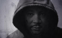 Poza simbol pentru cazul care a impartit SUA in doua: Martin Luther King Jr. purtand o gluga