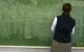 Cum arata profesoara care se oferea drept premiu pentru elevii care aveau performante