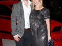 Are 23 de ani, este un actor talentat si frumos, dar si-a luat o sotie urata de 46 de ani. Afla ce ii leaga - FOTO