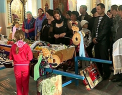 "Am dat-o pe picioare, mi-au dat-o in sicriu". Tanara omorata la Cimislia, condusa pe ultimul drum