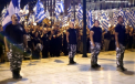 Opt tineri comunisti greci au fost luati la bataie de 50 de neonazisti inarmati cu bate