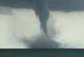Tornada impresionanta, surprinsa deasupra lacului Michigan, din statul american Wisconsin