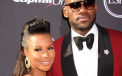 Baschetbalistul LeBron James s-a casatorit cu Savannah Brinson. Cei doi sunt impreuna din liceu