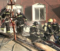 INCENDIU IN CENTRUL CAPITALEI! Acoperisul unei cladiri a luat foc. VIDEO