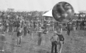 Un american sustine ca l-a gasit pe Lincoln intr-o poza veche de 150 de ani. Este a doua din istorie