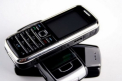 De la telefonul cu clapeta si antena,la touchscreen si wireless. Cum am ajuns la smartphone in 70 ani