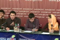 Un grup de oameni, suparat pe secretarul Mitropoliei: "Apara interese politice, dar nu si ale bisericii"