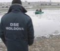 Salvatorii au suspendat din cauza frigului operatiunea de cautare a barbatului inecat la Telenesti