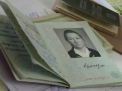 Angajatii Registru, din casa in casa: "Trebuie sa renunte la pasapoartele sovietice". Ce spun pensionarii