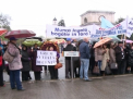 Protestul profesorilor continua: "Amenintam cu blocarea examenelor de absolvire"