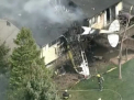 Un avion s-a prabusit pe o casa in statul Colorado, SUA. Cum a reusit pilotul sa se salveze