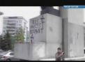 Un barbat din capitala, retinut pentru ca ar fi profanat monumentul Eliberarii din scuarul Academiei de Stiinte