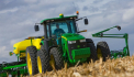 Vesti bune pentru agricultori. Fermierii care importa tractoare agricole vor fi scutiti de plata TVA