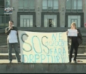 A cerut despagubiri pentru ca ar fi fost batut de politie la evenimentele din aprilie 2009