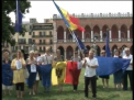 Au deschis o sampanie si au organizat flash-mob. Cum sustin moldovenii din Italia parcursul european al tarii
